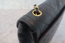 将图片加载到图库查看器,CHANEL/香奈儿 CF 链条包 羊皮 Black/Gold hadware(黑色/金色金属) 肩背包 700120196
