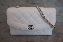 将图片加载到图库查看器,CHANEL/香奈儿 戴妃 CF 链条包 羊皮 White/Silver hadware(白色/银色金属) 肩背包 800030064