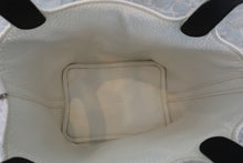 Load image into Gallery viewer, HERMES PICOTIN PM Bi-color Clemence leather/Epsom leather White/Black □J Engraving Hand bag 700110109