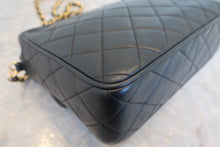 将图片加载到图库查看器,CHANEL/香奈儿 CF 流苏 链条 肩背包 羊皮 Black/Gold hadware(黑色/金色金属) 肩背包 700120216