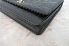 Load image into Gallery viewer, CHANEL Camelia Chain wallet Lambskin Black/Gold hadware Shoulder bag 700050193