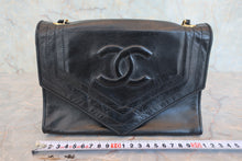 画像をギャラリービューアに読み込む, CHANEL/シャネル ココマークチェーンショルダーバッグ ラムスキン ブラック/ゴールド金具 ショルダーバッグ 800060108