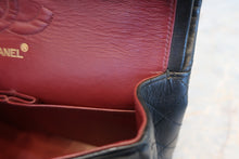 Load image into Gallery viewer, CHANEL Matelasse double flap double chain shoulder bag Lambskin Black/Gold hadware Shoulder bag 700090025