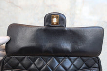 Load image into Gallery viewer, CHANEL Matelasse fringe chain shoulder bag Lambskin Black/Gold hadware Shoulder bag 800040119