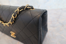 將圖片載入圖庫檢視器 CHANEL/シャネル ミニマトラッセチェーンショルダーバッグ ラムスキン ブラック/ゴールド金具 ショルダーバッグ 700120249