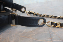 画像をギャラリービューアに読み込む, CHANEL/シャネル ココマーク巾着チェーンショルダーバッグ キャビアスキン ブラック/ゴールド金具 ショルダーバッグ 800020068