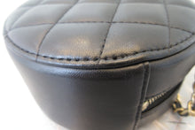 Load image into Gallery viewer, CHANEL Matelasse round chain shoulder bag Lambskin Black/Gold hadware Shoulder bag 700090130