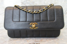 將圖片載入圖庫檢視器 CHANEL/シャネル マドモアゼルチェーンショルダーバッグ ラムスキン ブラック/ゴールド金具 700090124