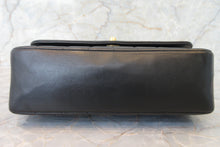 將圖片載入圖庫檢視器 CHANEL/シャネル マドモアゼルチェーンショルダーバッグ ラムスキン ブラック/ゴールド金具 700090124