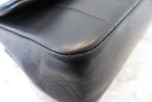 將圖片載入圖庫檢視器 CHANEL/シャネル マドモアゼルチェーンショルダーバッグ ラムスキン ブラック/ゴールド金具 700090124