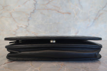 將圖片載入圖庫檢視器 CHANEL/シャネル マトラッセチェーンウォレット ラムスキン ブラック/ゴールド金具 ショルダーバッグ 700120156