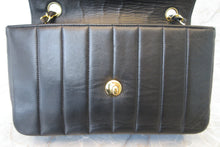 將圖片載入圖庫檢視器 CHANEL/シャネル マドモアゼルチェーンショルダーバッグ ラムスキン ブラック/ゴールド金具 700090124
