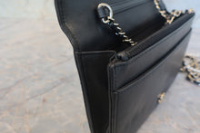 將圖片載入圖庫檢視器 CHANEL/シャネル マトラッセチェーンウォレット ラムスキン ブラック/ゴールド金具 ショルダーバッグ 700120156