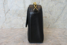 Load image into Gallery viewer, CHANEL CC mark chain shoulder bag Caviar skin Black/Gold hadware Shoulder bag 700090127