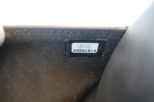 將圖片載入圖庫檢視器 CHANEL/シャネル マトラッセチェーンウォレット ラムスキン ブラック/ゴールド金具 ショルダーバッグ 700120156