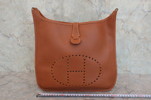 画像をギャラリービューアに読み込む, HERMES/エルメス エブリン1GM クシュベル ゴールド ○Z刻印 ショルダーバッグ 800060087