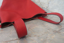 画像をギャラリービューアに読み込む, HERMES/エルメス ピコタンロックPM トリヨンクレマンス ルージュカザック T刻印 ハンドバッグ 700010210