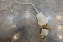 Load image into Gallery viewer, HERMES BIRKIN 30 Clemence leather White X Engraving Hand bag 700070285