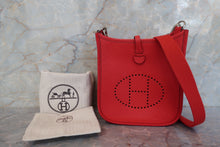 Load image into Gallery viewer, HERMES  EVELYNE TPM Clemence leather Rouge de Coeur D Engraving Shoulder bag 700100105