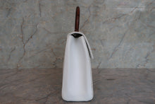 Load image into Gallery viewer, CHANEL Matelasse Trapezoid Hand bag Caviar skin/Plastic White/Gold hadware Hand bag500050069