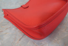 Load image into Gallery viewer, HERMES  EVELYNE TPM Clemence leather Rouge de Coeur D Engraving Shoulder bag 700100105