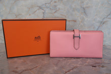 将图片加载到图库查看器,HERMES Bearn Soufflet Epsom leather Rose confetti T刻印 Wallet 700120187