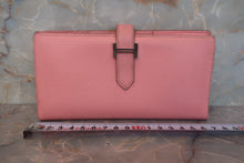 将图片加载到图库查看器,HERMES Bearn Soufflet Epsom leather Rose confetti T刻印 Wallet 700120187