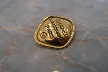Load image into Gallery viewer, CHANEL Diamond shape Brooch Gold plate Gold Brooch 600050095
