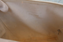 Load image into Gallery viewer, CHANEL Matelasse Trapezoid Hand bag Caviar skin/Plastic White/Gold hadware Hand bag500050069