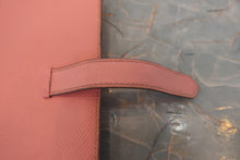 将图片加载到图库查看器,HERMES Bearn Soufflet Epsom leather Rose confetti T刻印 Wallet 700120187