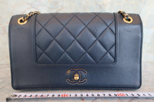 將圖片載入圖庫檢視器 CHANEL/シャネル チェーンショルダーバッグ ラムスキン ネイビー/ゴールド金具 ショルダーバッグ 700050006
