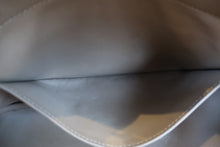 将图片加载到图库查看器,HERMES BOLIDE 35 Clemence leather Gris tourterelle T刻印 Shoulder bag 800020214