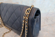 將圖片載入圖庫檢視器 CHANEL/シャネル チェーンショルダーバッグ ラムスキン ネイビー/ゴールド金具 ショルダーバッグ 700050006