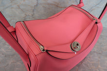 Load image into Gallery viewer, HERMES LINDY 26 Evercolor leather Rose azalee A Engraving Shoulder bag 700070292