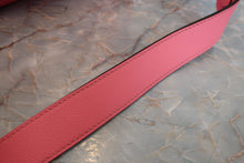 Load image into Gallery viewer, HERMES LINDY 26 Evercolor leather Rose azalee A Engraving Shoulder bag 700070292
