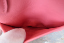 Load image into Gallery viewer, HERMES LINDY 26 Evercolor leather Rose azalee A Engraving Shoulder bag 700070292