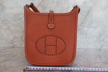 画像をギャラリービューアに読み込む, HERMES/エルメス エブリンTPM ヴォーエプソン コニャック □H刻印 ショルダーバッグ 700050037