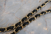 将图片加载到图库查看器,CHANEL/香奈儿 CF 按压锁 链条包 羊皮 Black/Gold hadware(黑色/金色金属) 肩背包 800060031