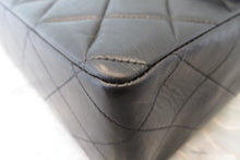 將圖片載入圖庫檢視器 CHANEL/シャネル 中マトラッセシングルフラップチェーンショルダーバッグ ラムスキン ブラック/ゴールド金具 ショルダーバッグ 700090123