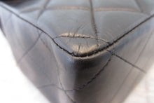 將圖片載入圖庫檢視器 CHANEL/シャネル 中マトラッセシングルフラップチェーンショルダーバッグ ラムスキン ブラック/ゴールド金具 ショルダーバッグ 700090123