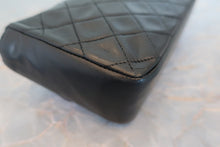 画像をギャラリービューアに読み込む, CHANEL/シャネル ミニマトラッセチェーンショルダーバッグ ラムスキン ブラック/ゴールド金具 ショルダーバッグ 800070177