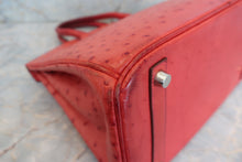 將圖片載入圖庫檢視器 HERMES/エルメス バーキン30 オーストリッチ ルージュ □I刻印 ハンドバッグ 700040107