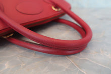 将图片加载到图库查看器,HERMES BOLIDE 35 Graine Couchevel leather Rouge vif 〇W刻印 Shoulder bag 800010222