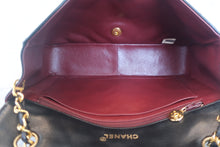 Load image into Gallery viewer, CHANEL Diana matelasse chain shoulder bag Lambskin Black/Gold hadware Shoulder bag 800030130