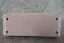 画像をギャラリービューアに読み込む, HERMES/エルメス ケリー32 トワルアッシュ/レザー ベージュ/ホワイト 〇U刻印 ハンドバッグ 700080200