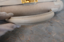 画像をギャラリービューアに読み込む, HERMES/エルメス ケリー32 トワルアッシュ/レザー ベージュ/ホワイト 〇U刻印 ハンドバッグ 700080200