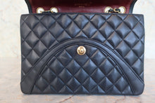 画像をギャラリービューアに読み込む, CHANEL/シャネル マトラッセチェーンショルダーバッグ ラムスキン ネイビー/ゴールド金具 ショルダーバッグ 800090055
