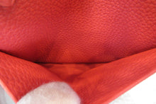Load image into Gallery viewer, HERMES LINDY 26 Clemence leather Rouge pivoine T Engraving  Shoulder bag 700050250