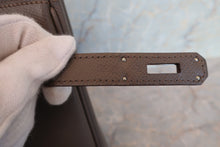 Load image into Gallery viewer, HERMES BIRKIN 30 Epsom leather Etain □P Engraving Hand bag 700100102