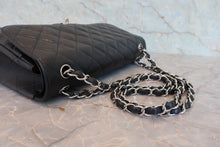 画像をギャラリービューアに読み込む, CHANEL/シャネル 中マトラッセWフラップWチェーンショルダーバッグ キャビアスキン ブラック/シルバー金具 ショルダーバッグ 800080001